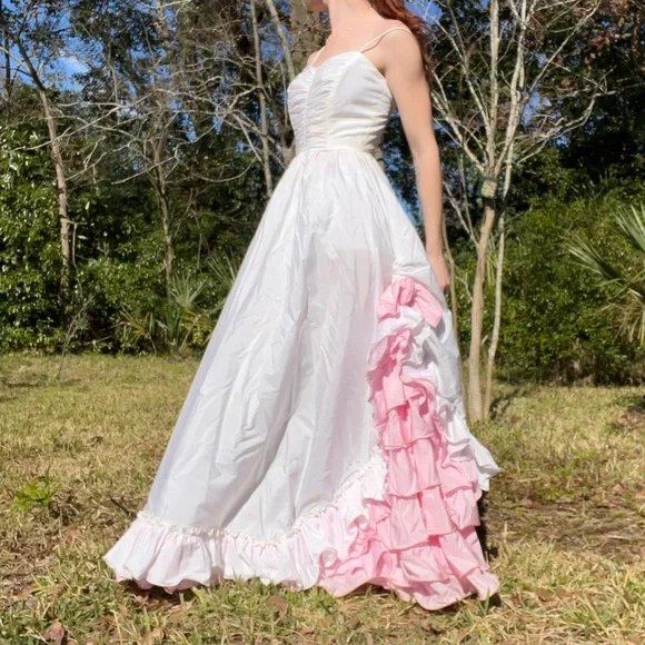 Listed now VINTAGE FORMAL AND PROM DRESSES ✨🪩